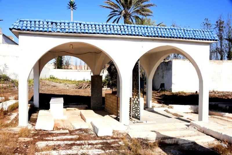 maroc rabat av jazirat al arabe cimetiere juif tombe sous abri DSC 3240 (5)
